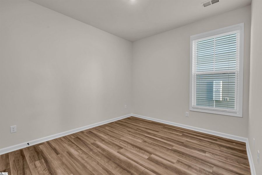 Spacious, unfurnished interior of a new home in Halton Oaks, Spartanburg (Image 16).