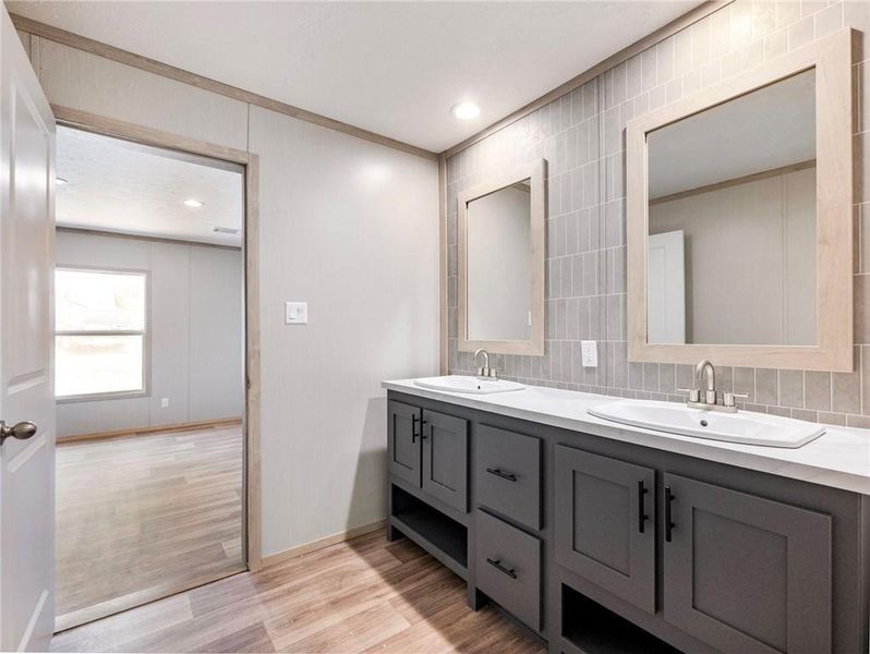 Furnished interior view inside a new home in , Gainesville (Image 11).