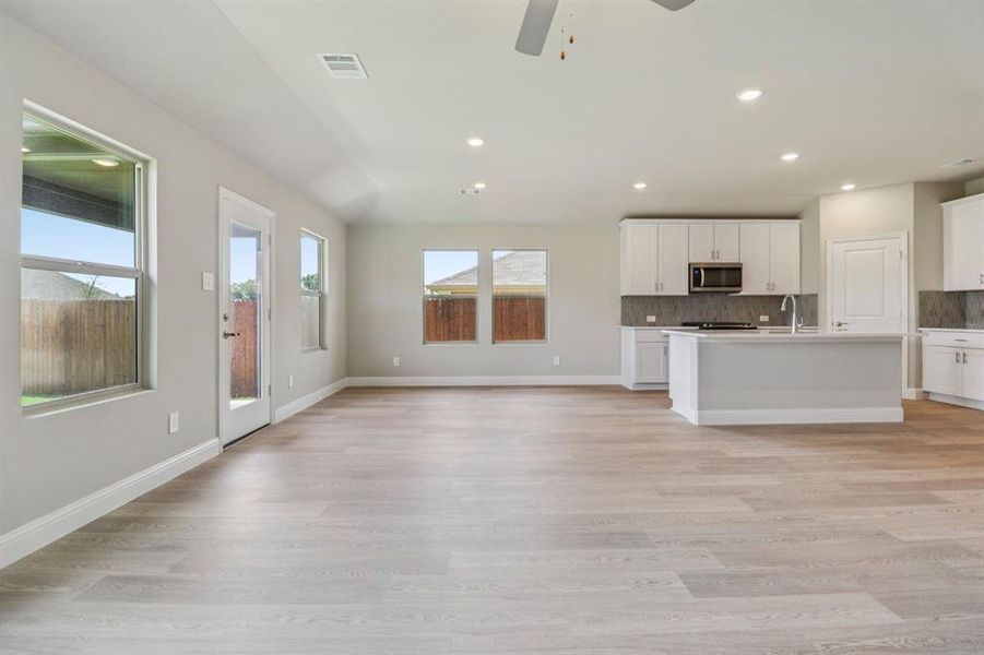 Photo is not of the actual home, but is an inspirational photo of builder’s model home and may depict options, furnishings, and/or decorator features that are not included.