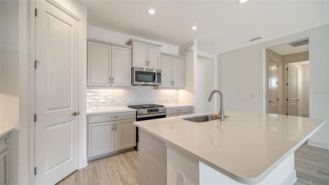 Furnished interior view inside a new home in Windward, Sarasota (Image 11). Furnished interior view inside a new home in Windward, Sarasota (Image 11).