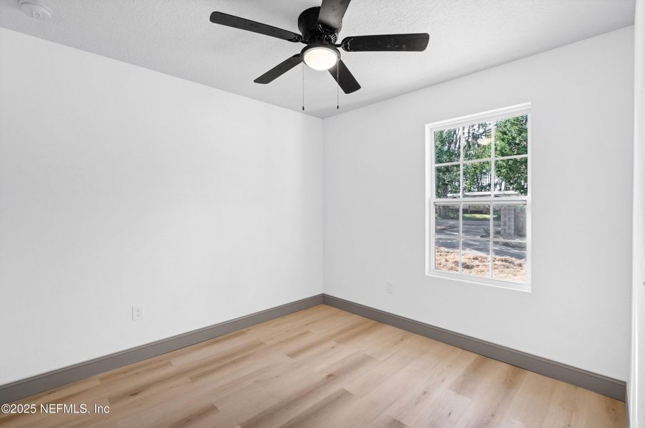 Spacious, unfurnished interior of a new home in , Jacksonville (Image 27).