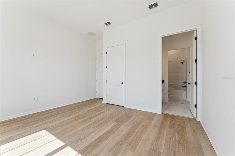 Spacious, unfurnished interior of a new home in , Minneola (Image 50). Spacious, unfurnished interior of a new home in , Minneola (Image 50).