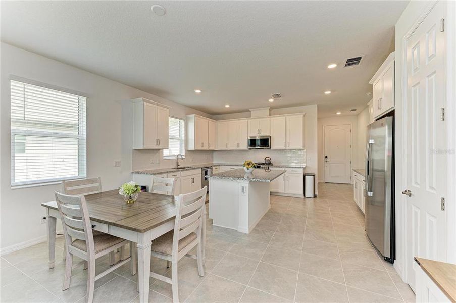 Furnished interior view inside a new home in , Lakewood Ranch (Image 13).