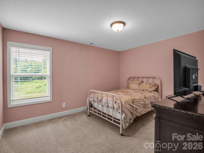 Upstairs2Spare Bedroom 21 Upstairs2Spare Bedroom 21