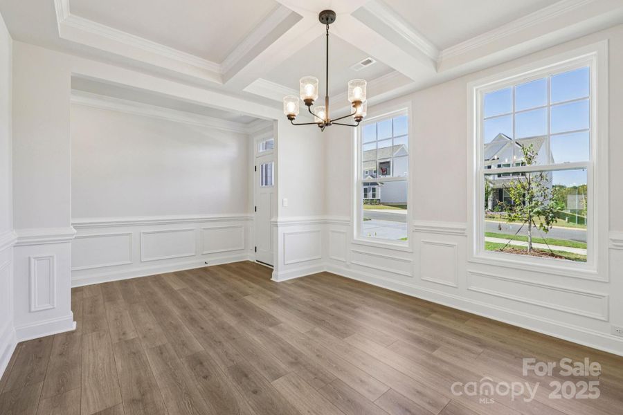 Spacious, unfurnished interior of a new home in Falls Cove, Troutman (Image 27).