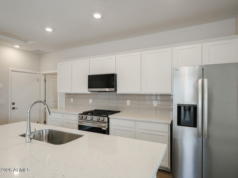 18_New-Home-For-Sale-Maricopa_AZ-LaR-68