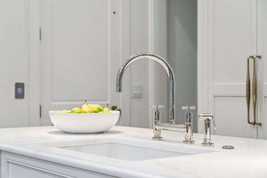 Image 87 of a home in .