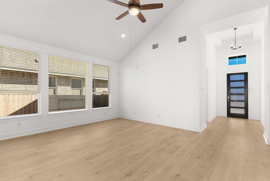 Spacious, unfurnished interior of a new home in The Grove at Blackhawk, Pflugerville (Image 14). Spacious, unfurnished interior of a new home in The Grove at Blackhawk, Pflugerville (Image 14).