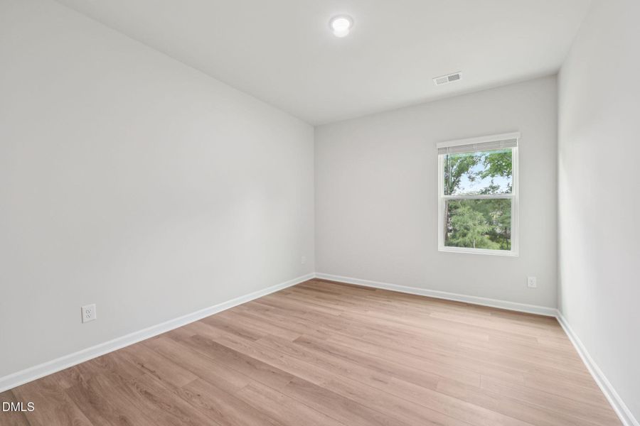 16.1 - Downstairs Bed