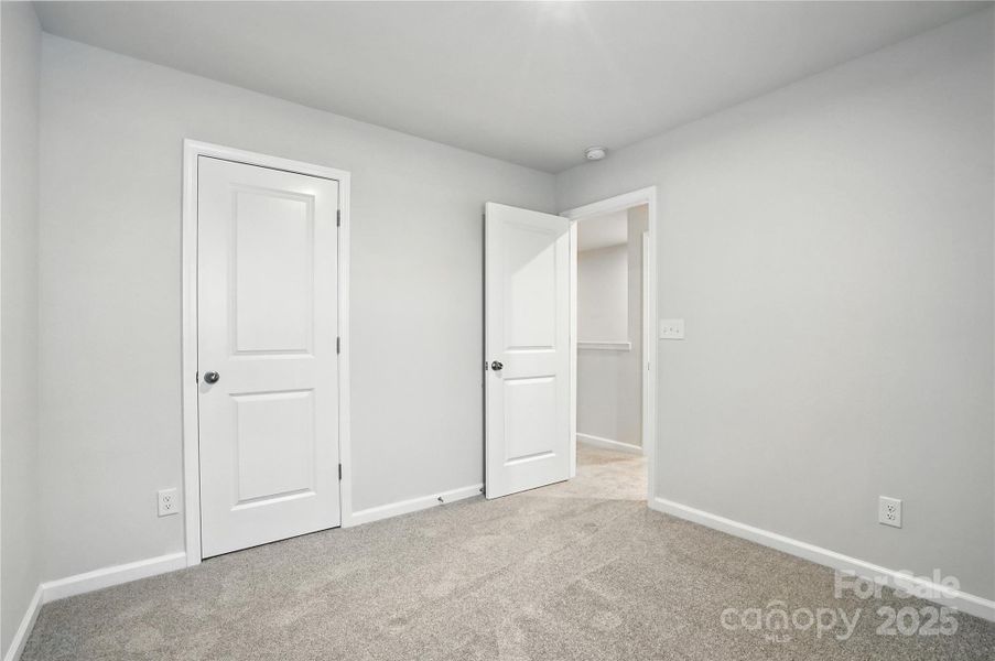 Spacious, unfurnished interior of a new home in Arbor Chase, Clover (Image 22). Spacious, unfurnished interior of a new home in Arbor Chase, Clover (Image 22).