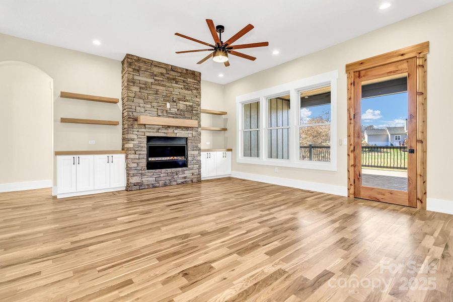 Spacious, unfurnished interior of a new home in , Alexander (Image 43). Spacious, unfurnished interior of a new home in , Alexander (Image 43).