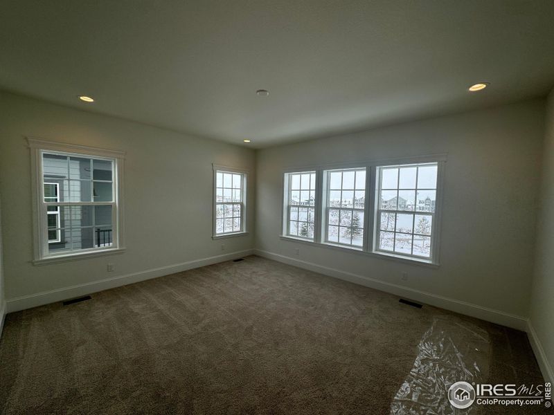 Spacious, unfurnished interior of a new home in Westerly, Erie (Image 18).