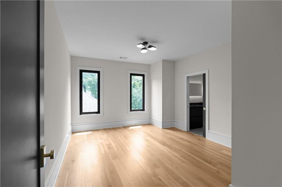 Spacious, unfurnished interior of a new home in , Atlanta (Image 62). Spacious, unfurnished interior of a new home in , Atlanta (Image 62).