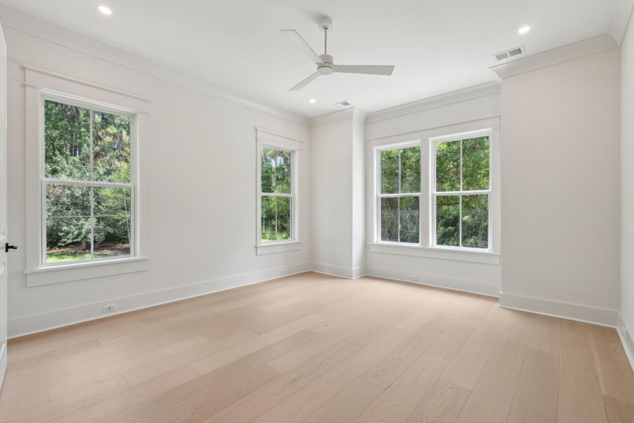 Spacious, unfurnished interior of a new home in , Johns Island (Image 50).