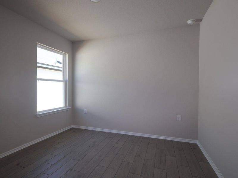 Spacious, unfurnished interior of a new home in Marble Creek Crossing, Austin (Image 3).