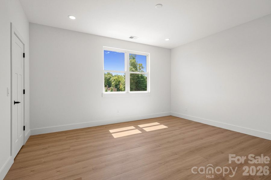 Spacious, unfurnished interior of a new home in , Flat Rock (Image 24). Spacious, unfurnished interior of a new home in , Flat Rock (Image 24).