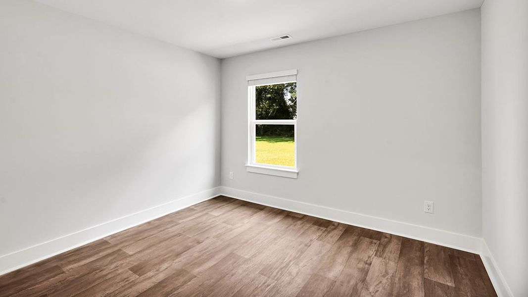 Spacious, unfurnished interior of a new home in Merchant Point, Jacksonville (Image 22).
