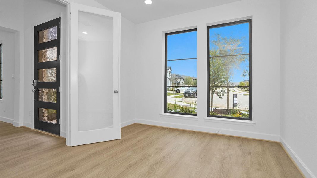 Spacious, unfurnished interior of a new home in Candela South, Richmond (Image 14).