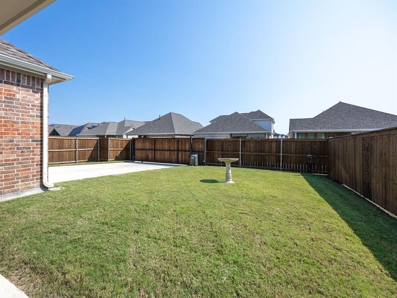 Front exterior of a new home in , Waxahachie, TX, highlighting curb appeal (Image 20). Front exterior of a new home in , Waxahachie, TX, highlighting curb appeal (Image 20).