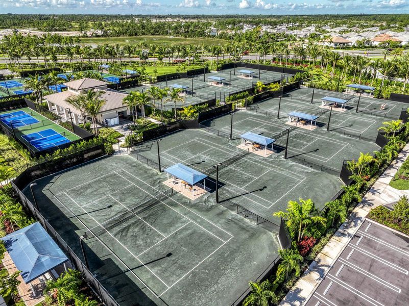 9 Tennis Courts 9 Tennis Courts
