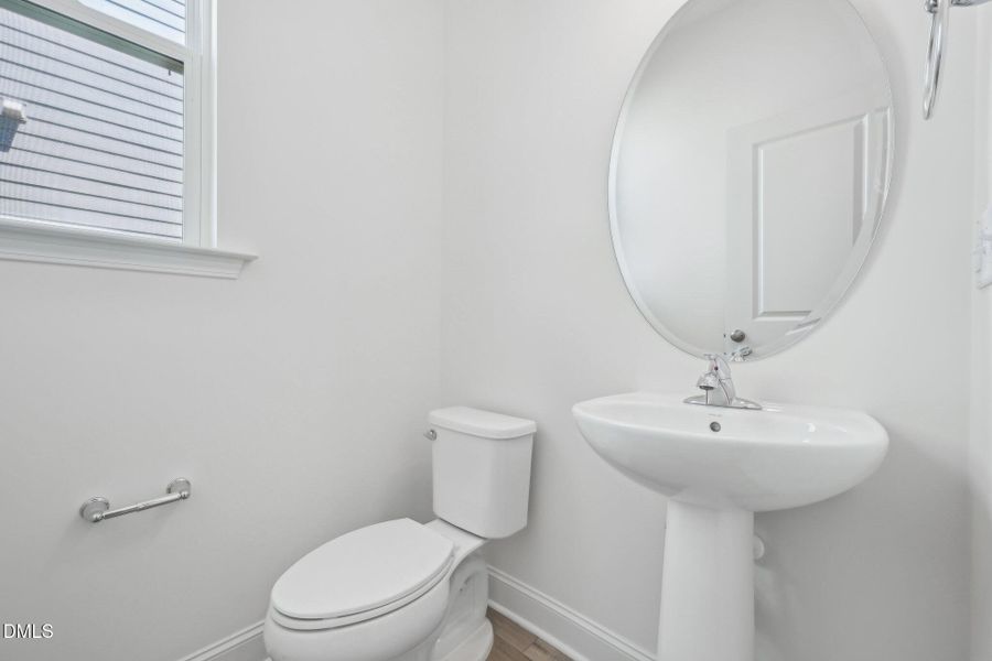 21-web-or-mls-Willow Cameron Wy-3004-019