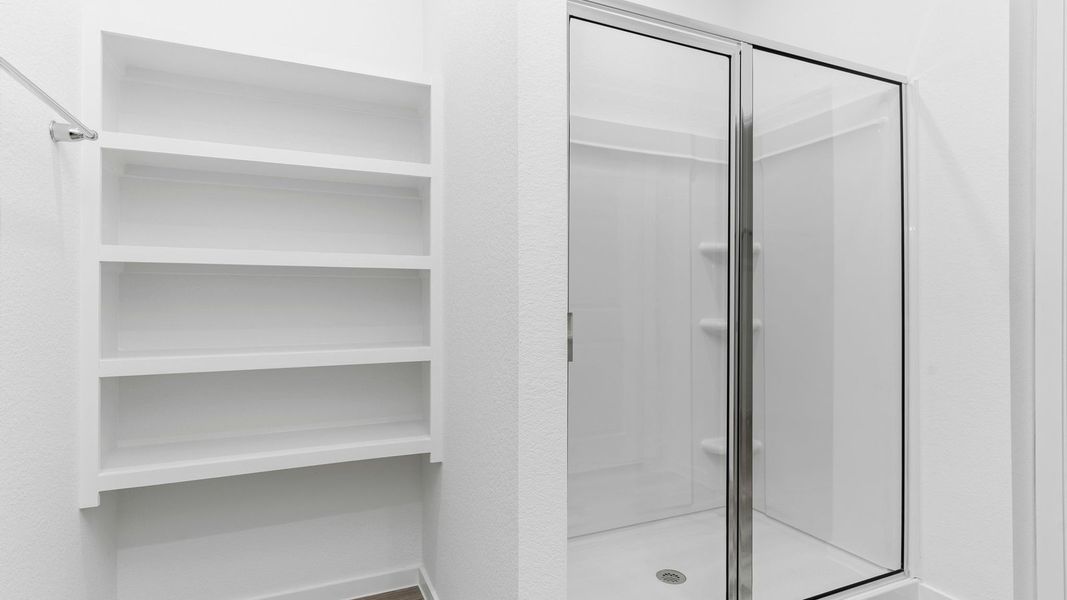 Image 23 representing the FLORENCE by D.R. Horton in Lakes at Westland Ranch, League City, TX.