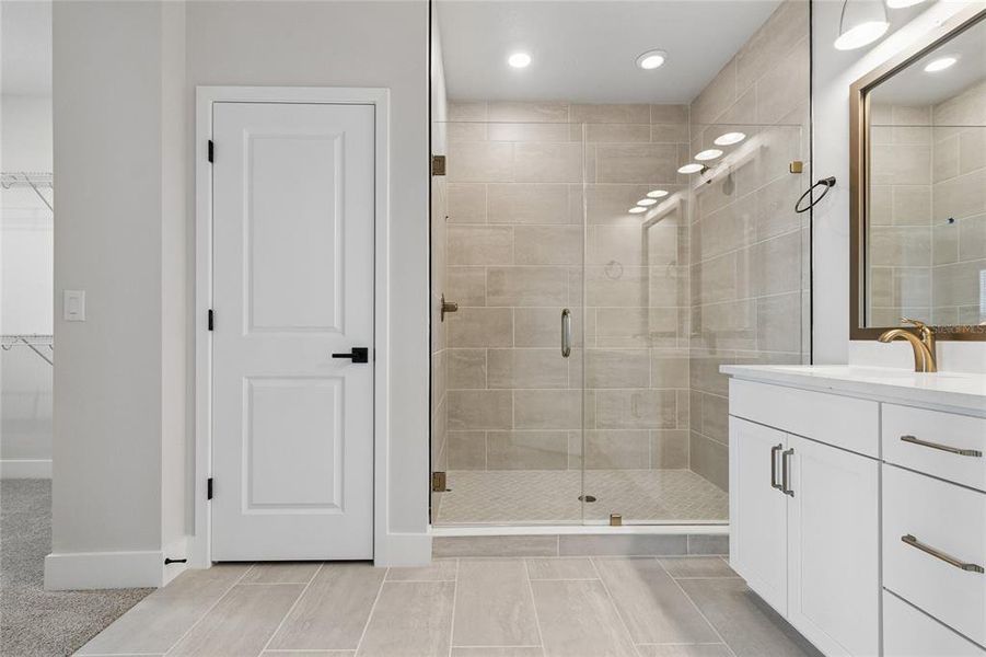 Furnished interior view inside a new home in , Sarasota (Image 11).