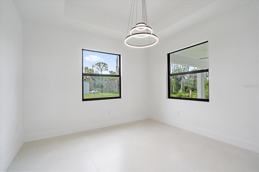 Spacious, unfurnished interior of a new home in , Port Charlotte (Image 14).
