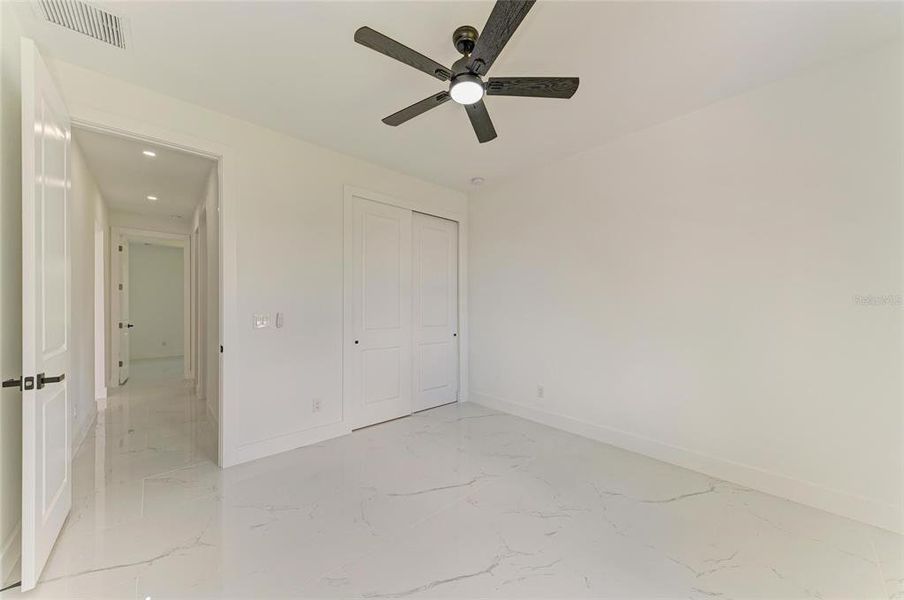 Spacious, unfurnished interior of a new home in , Punta Gorda (Image 22).