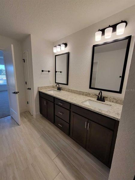 Furnished interior view inside a new home in Ocala Crossings South, Ocala (Image 7).