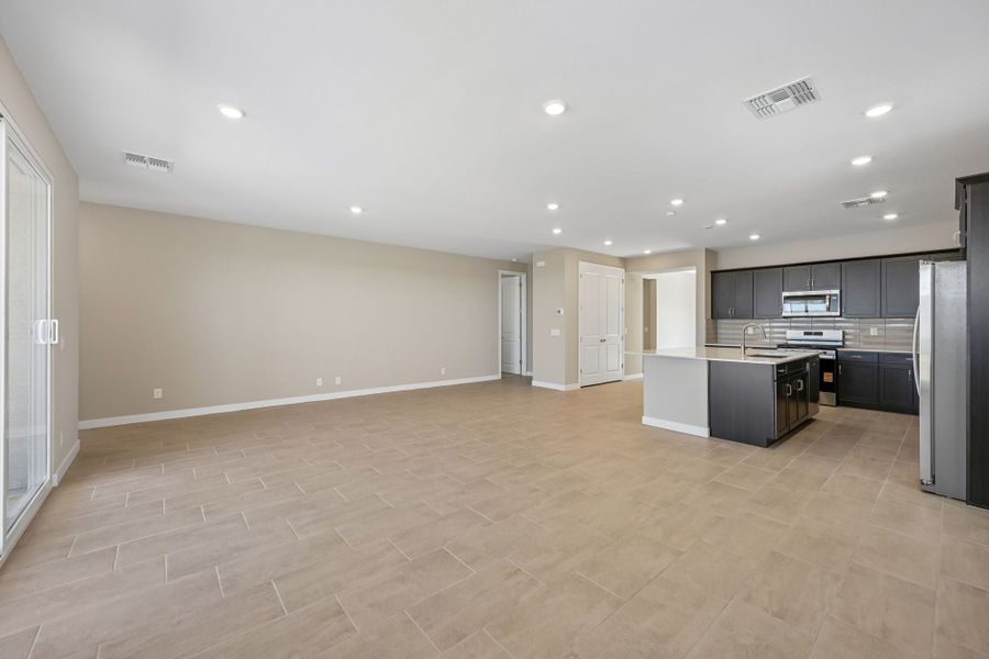 2822 E PADUA AVE, San Tan Valley, AZ.  - Slide 9