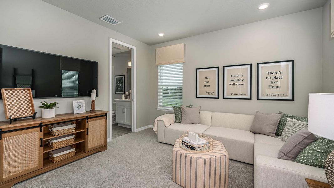 Furnished interior view inside a new home in Veranda Oaks, Fort Pierce (Image 10).