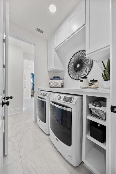 Furnished interior view inside a new home in Lago Mar, Texas City (Image 22).