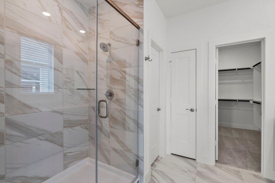 **Photos are representative of the floor plan and not of the actual home** **Photos are representative of the floor plan and not of the actual home**