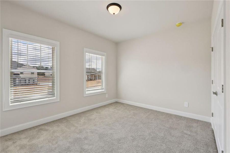 Spacious, unfurnished interior of a new home in River Pointe, Monroe (Image 35).