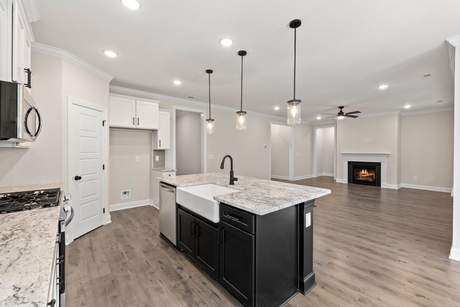 Representative furnished interior of a home built from the The Chandler by RobuckHomes in Baylee Ridge, Selma (Image 140).