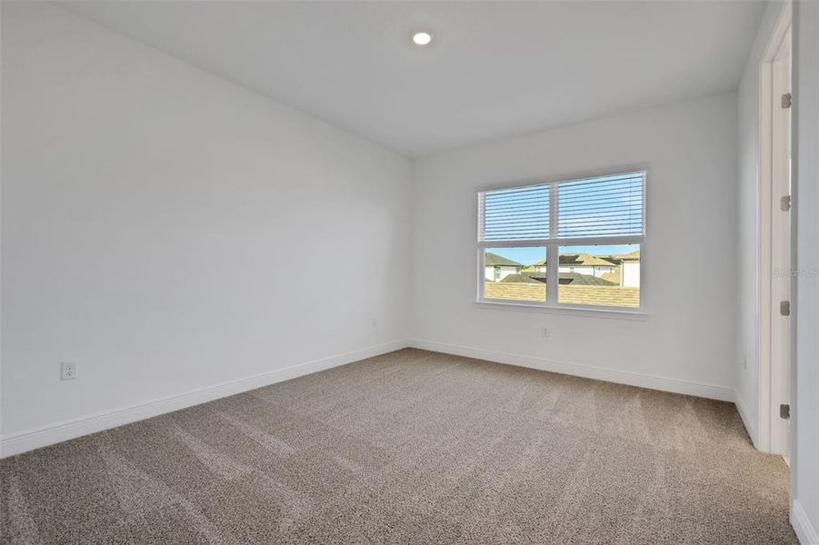 Spacious, unfurnished interior of a new home in , St. Cloud (Image 26).