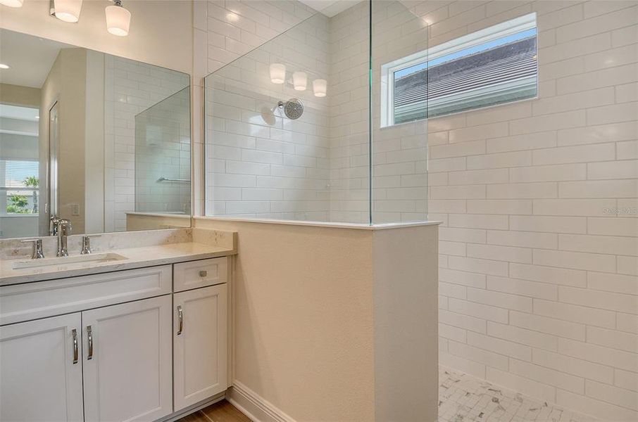 Furnished interior view inside a new home in , Venice (Image 7).