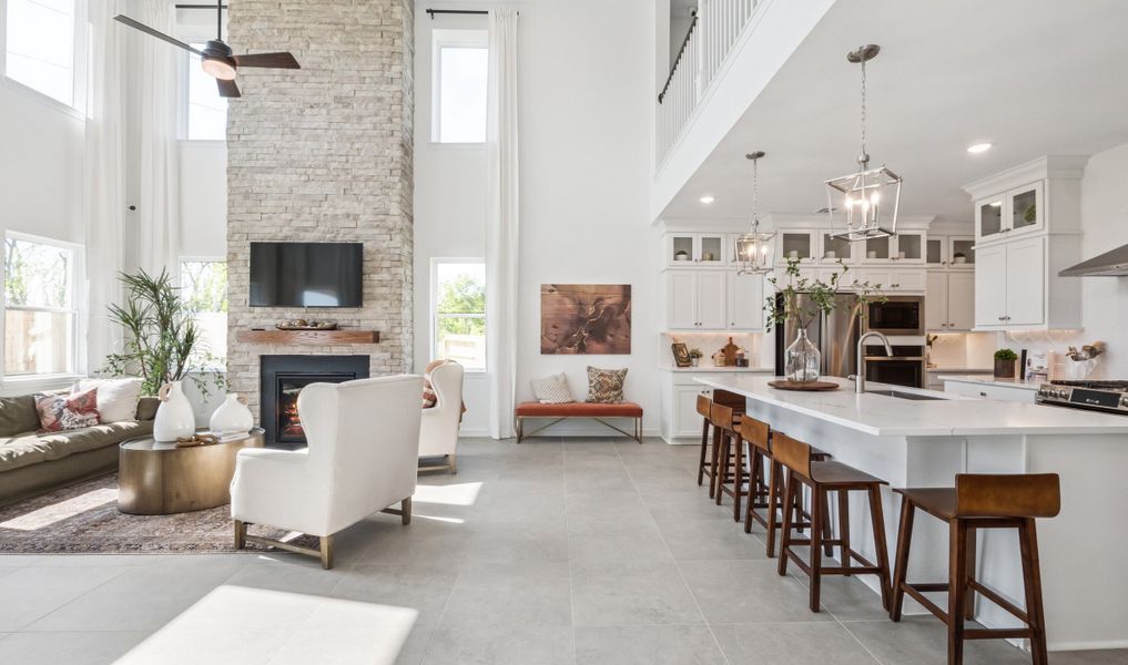 Open floorplan with airy two-story ceiling Open floorplan with airy two-story ceiling