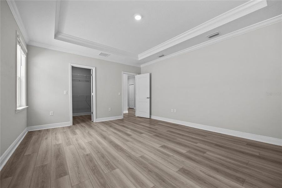 Spacious, unfurnished interior of a new home in , Newberry (Image 34).