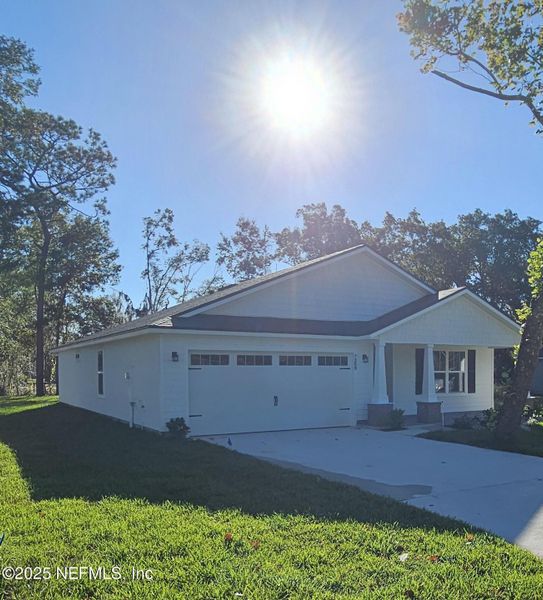 Exterior details and patio area of a home in , Jacksonville (Image 26). Exterior details and patio area of a home in , Jacksonville (Image 26).