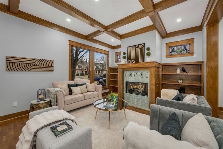 Furnished interior view inside a new home in , Dallas (Image 12).