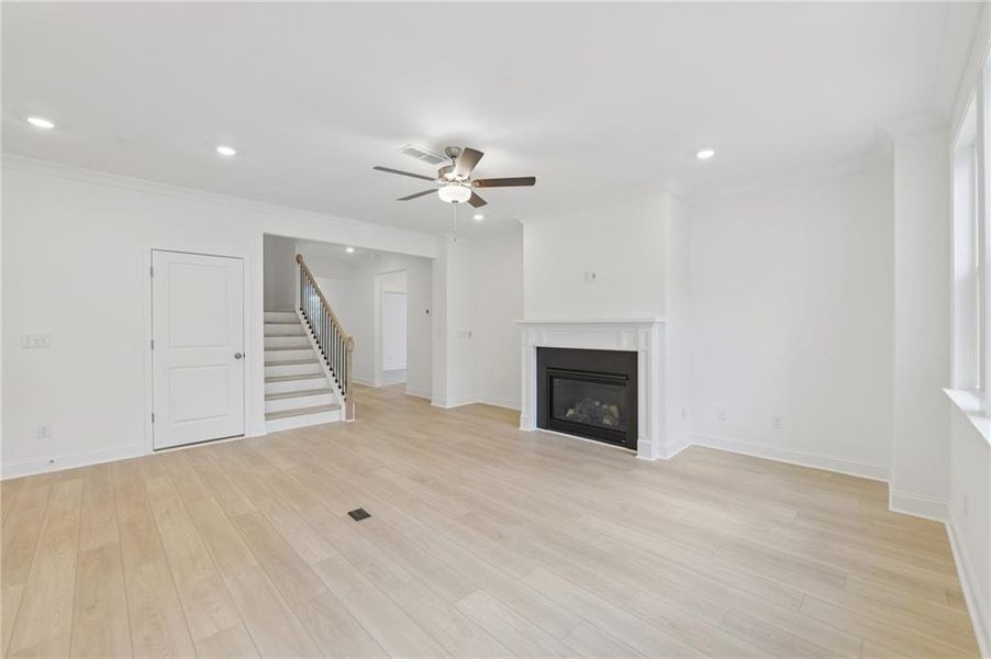 Spacious, unfurnished interior of a new home in Bailey Fence, Dacula (Image 63).