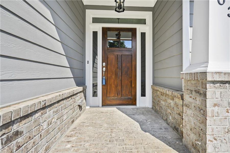 Exterior details and patio area of a home in , Gainesville (Image 2).