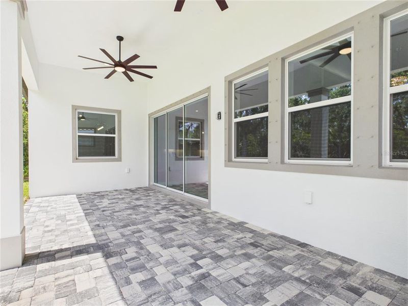 Exterior details and patio area of a home in , Palm Coast (Image 4).