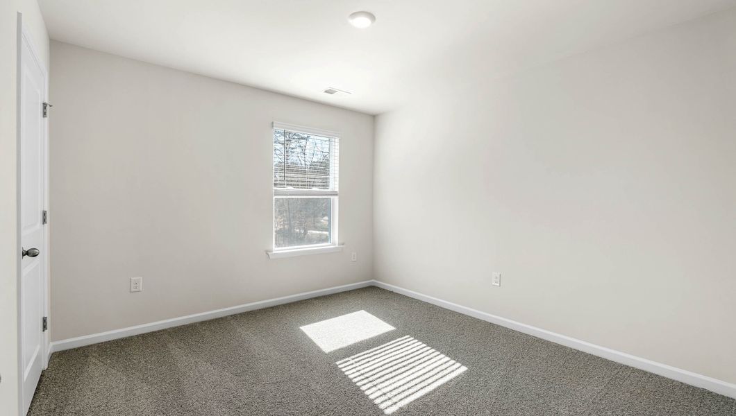 Spacious, unfurnished interior of a new home in Spring Ridge, Anderson (Image 23).