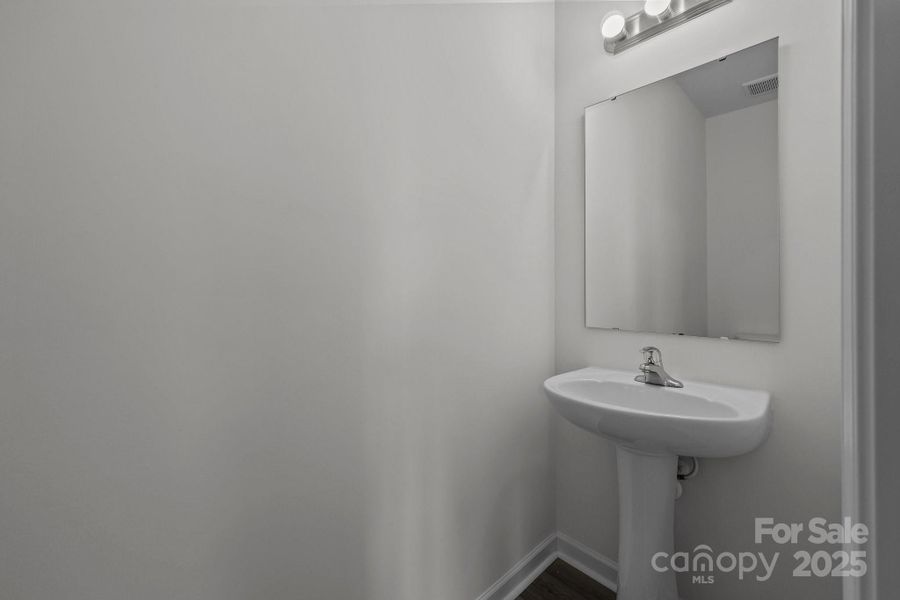 Image 44 of a home in Piper Landing.