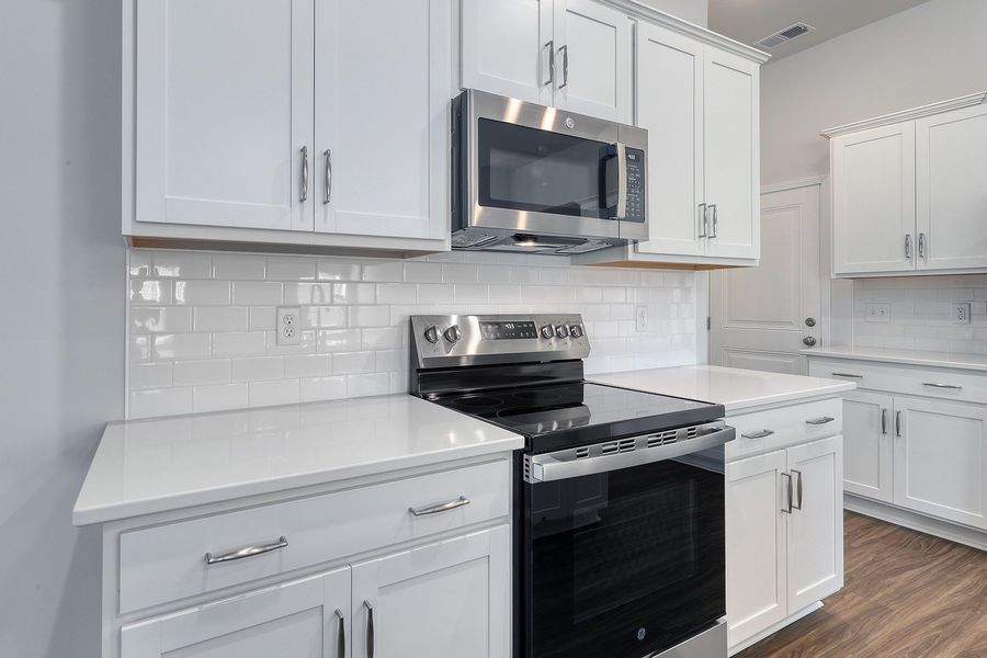 Furnished interior view inside a new home in Allston Park, Calabash (Image 10).