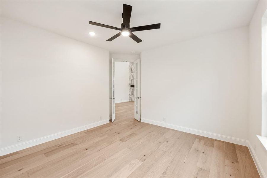 Spacious, unfurnished interior of a new home in Windsong Ranch Classic 61, Prosper (Image 22).