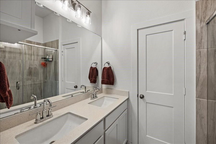 Furnished interior view inside a new home in Mustang Crossing, Alvin (Image 9).